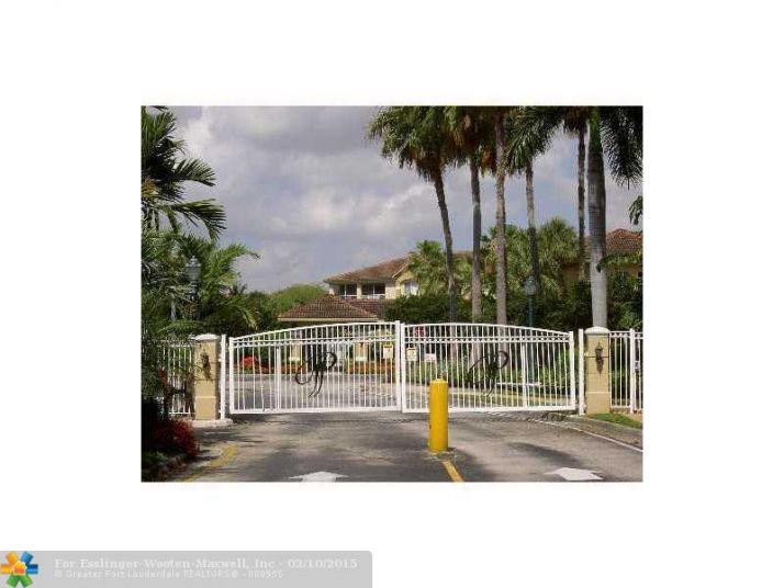420 S PARK RD # 2-102, Hollywood, FL 33021