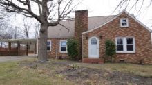 1230 Rauhut St Burlington, NC 27217