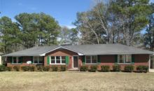 984 Bob Hannah Circle Lawrenceville, GA 30044