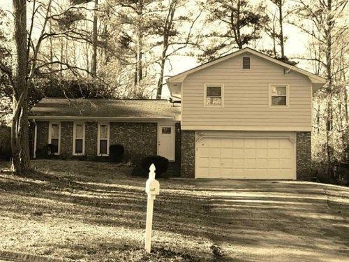 5643 Breezy Court, Lilburn, GA 30047