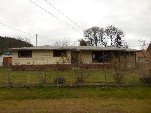 76557 Fir St, Oakridge, OR 97463