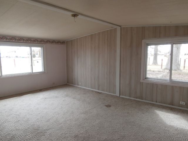 7045 Van Wagener Rd, London, OH 43140