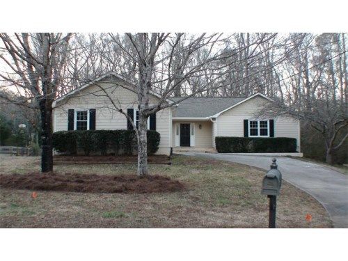 240 E Creek Circle, Roswell, GA 30076