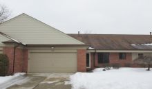 20680 Palm Meadow Dr Unit 39 Clinton Township, MI 48036