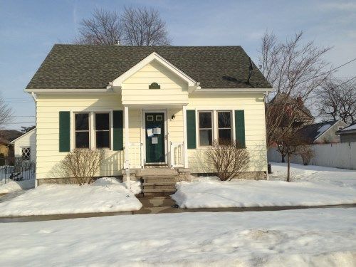 432 N Elizabeth St, Marine City, MI 48039