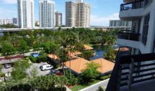 3600 MYSTIC POINTE DR # 811 Miami, FL 33180