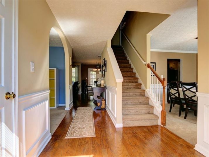206 Pebble Creek Court, Woodstock, GA 30189