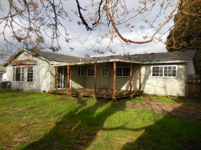 1278 Kenray Loop, Springfield, OR 97477