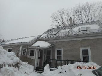 24 Autumn St, Rochester, NH 03868