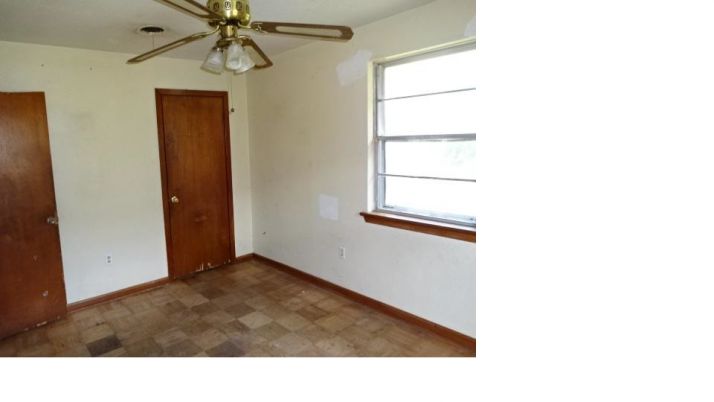 4625 Crown Ave, Baton Rouge, LA 70811