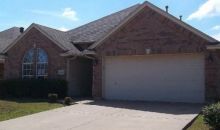 9004 Winding River Dr Fort Worth, TX 76118