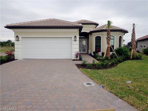 28547 San Amaro Dr, Camp Lejeune, NC 28547