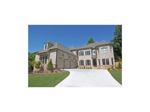 3156 Shadow Creek, Roswell, GA 30075