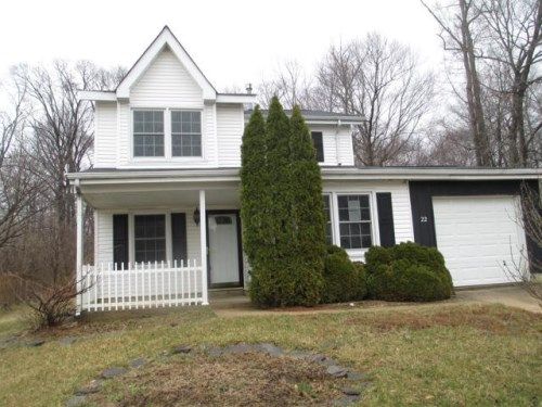 22 Danbury Dr, Newark, DE 19702