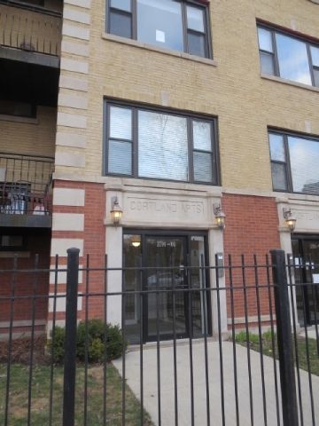 2704 W Cortland St Apt 2, Chicago, IL 60647