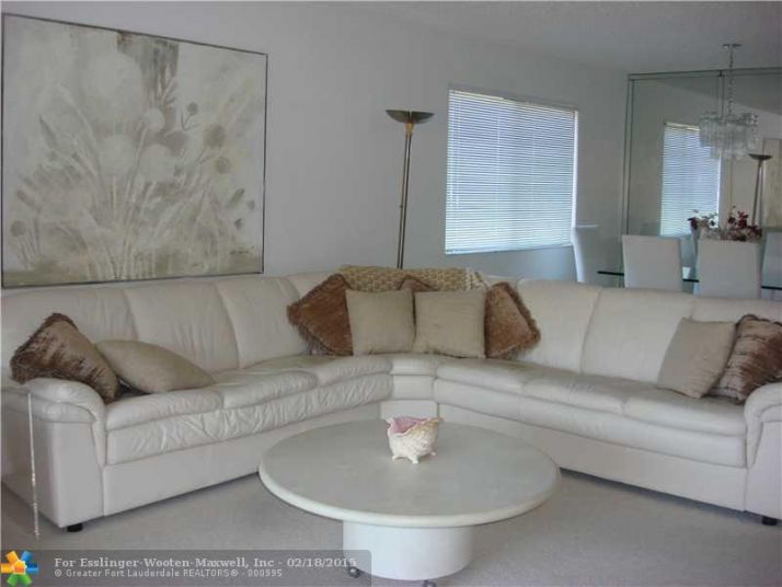 330 RACQUET CLUB RD # 204, Fort Lauderdale, FL 33326