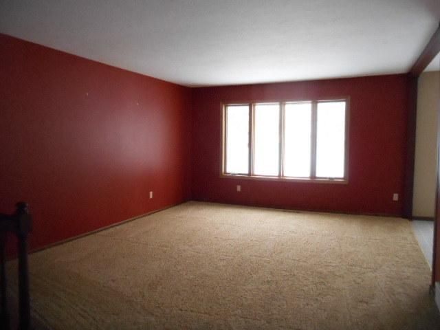 4094 Eau Claire Trl NE, Prior Lake, MN 55372