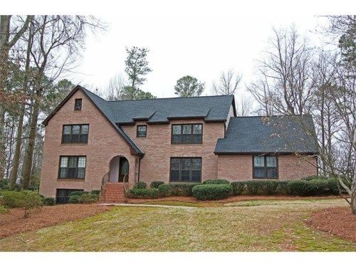 7130 Cherry Bluff Drive, Atlanta, GA 30350