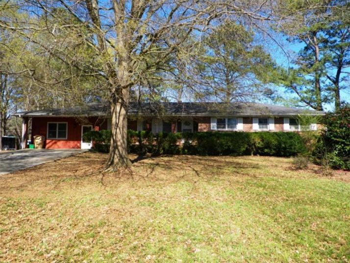 806 Kenneth Lane, Norcross, GA 30093