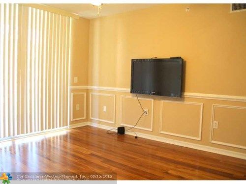 1106 VILLA LN # 1106, Boynton Beach, FL 33435