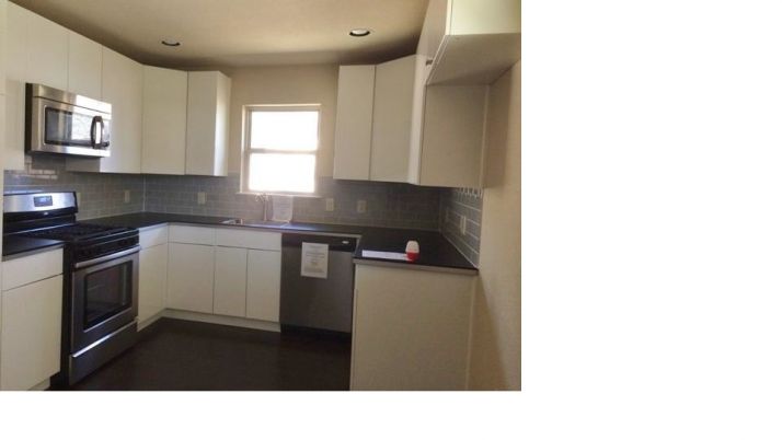 204 Belmont St, Hurst, TX 76053