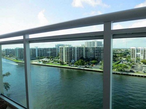 3000 S OCEAN DR # 916, Hollywood, FL 33019
