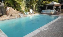2800 NE 11 TE Pompano Beach, FL 33064