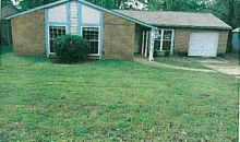 33 Pinewood Dr Millbrook, AL 36054