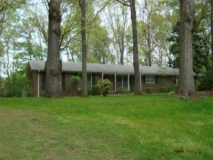 2116 Veracruz Drive, Snellville, GA 30039