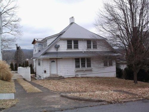 1316 Lebanon Street, Bluefield, WV 24701