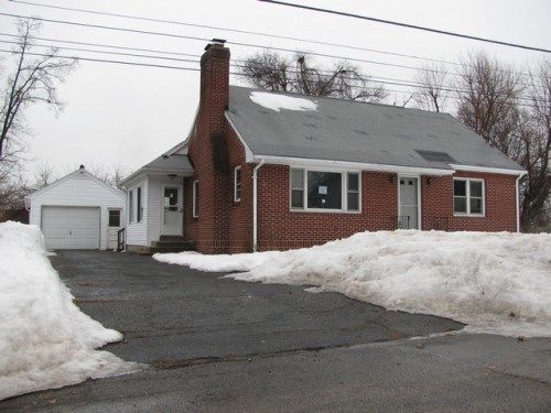 140 Nagle St, Indian Orchard, MA 01151