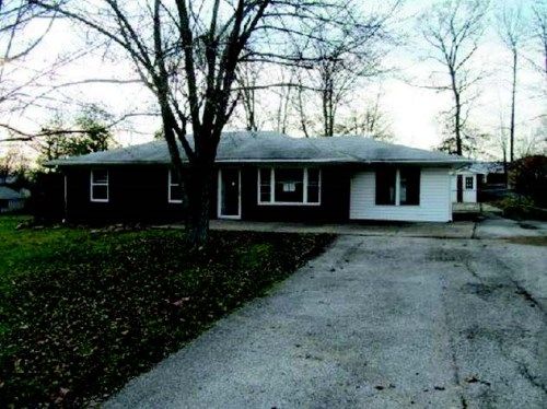 318 E Lakeview Dr, Mount Washington, KY 40047