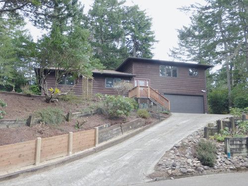 1370 Mulberry Lane, Florence, OR 97439