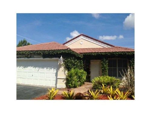 889 SAND CREEK CR, Fort Lauderdale, FL 33327