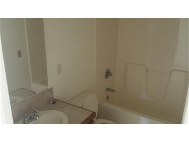 8435 S Spruce St, Haysville, KS 67060