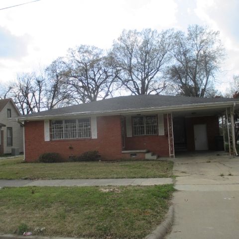 1604 S Oak St, Pine Bluff, AR 71601