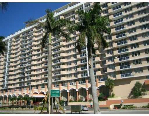5601 COLLINS AV # 418, Miami Beach, FL 33140