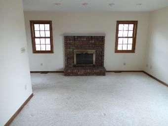 11701 School Ln, Mantua, OH 44255