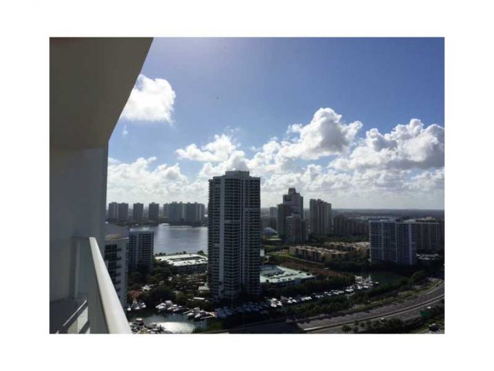 19500 TURNBERRY WY # PH-AB, Miami, FL 33180
