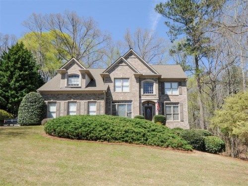 104 Grandcrest Drive, Suwanee, GA 30024