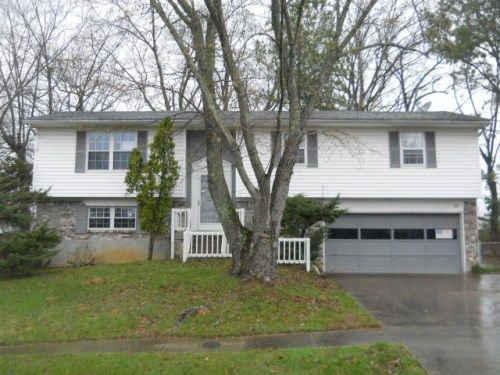 267 Indiana Trl, Radcliff, KY 40160