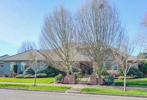 1450 ARCADIA, Eugene, OR 97401