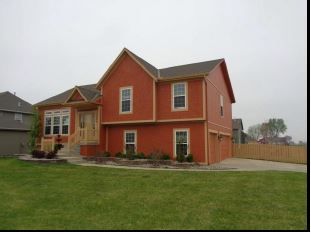 12204 Merion Drive, Kansas City, KS 66109