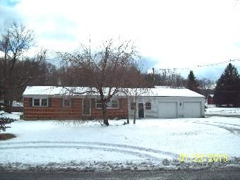 1417 Creek Rd, Boiling Springs, PA 17007