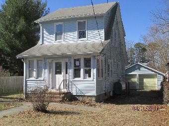 421 Lakeside Dr N, Forked River, NJ 08731