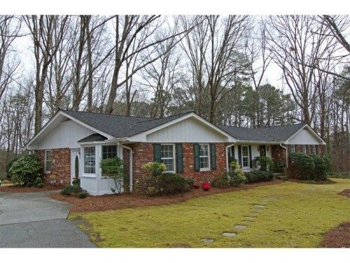 2546 N Crestview Drive, Grayson, GA 30017