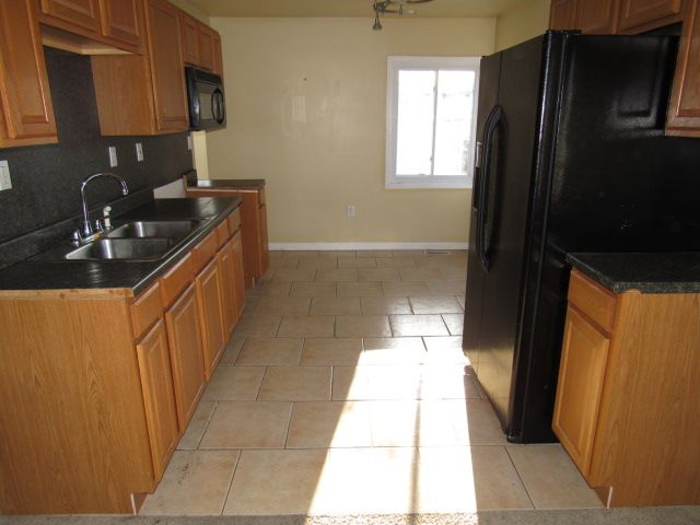 21456 Blackmar Ave, Warren, MI 48091