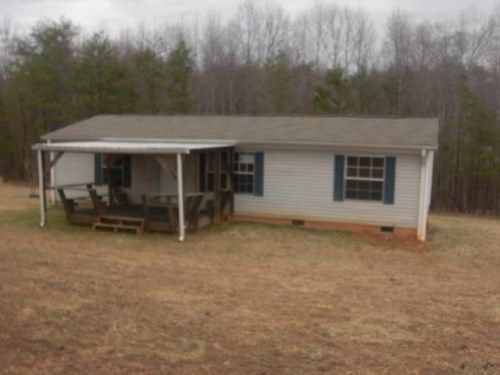 247 Oak Rd, Mayodan, NC 27027