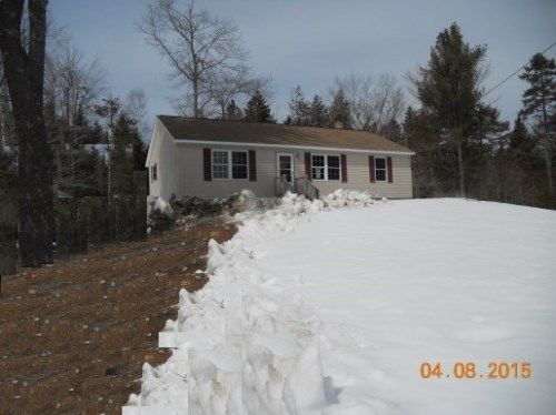 60 Catherine Ave, Ellsworth, ME 04605