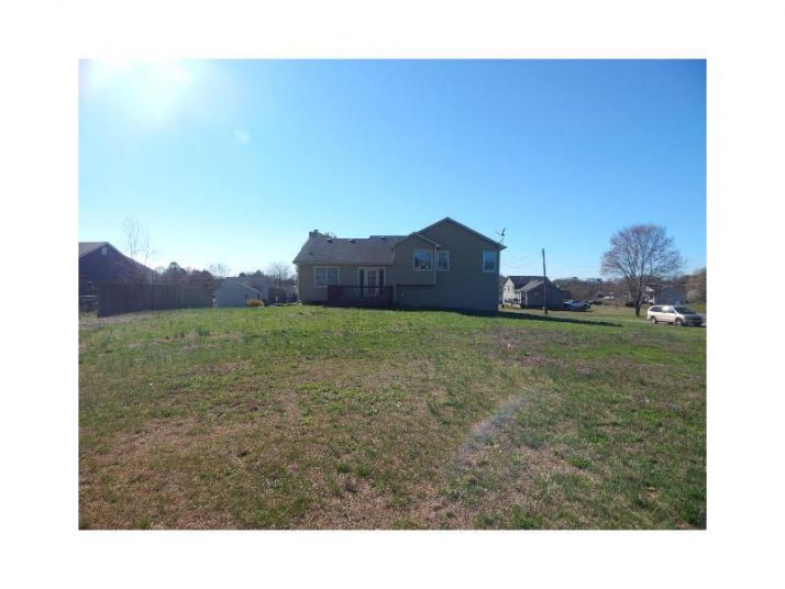 12 Fairfield Drive Sw, Cartersville, GA 30120